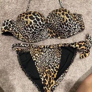 Victoria’s Secret bathing suit swim